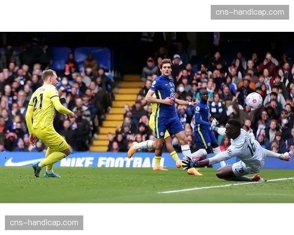 布伦特福德连入两球，客场暂时2-1领先切尔西