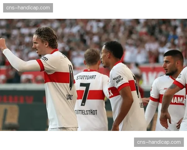 斯图加特4-0横扫汉堡紧追欧冠，科隆3-1逆转不来梅抢占保级先机